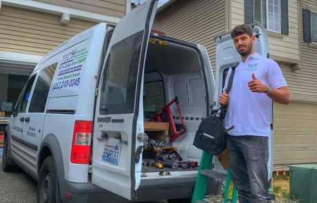 TECH Garage Door Repair Services In Tacoma